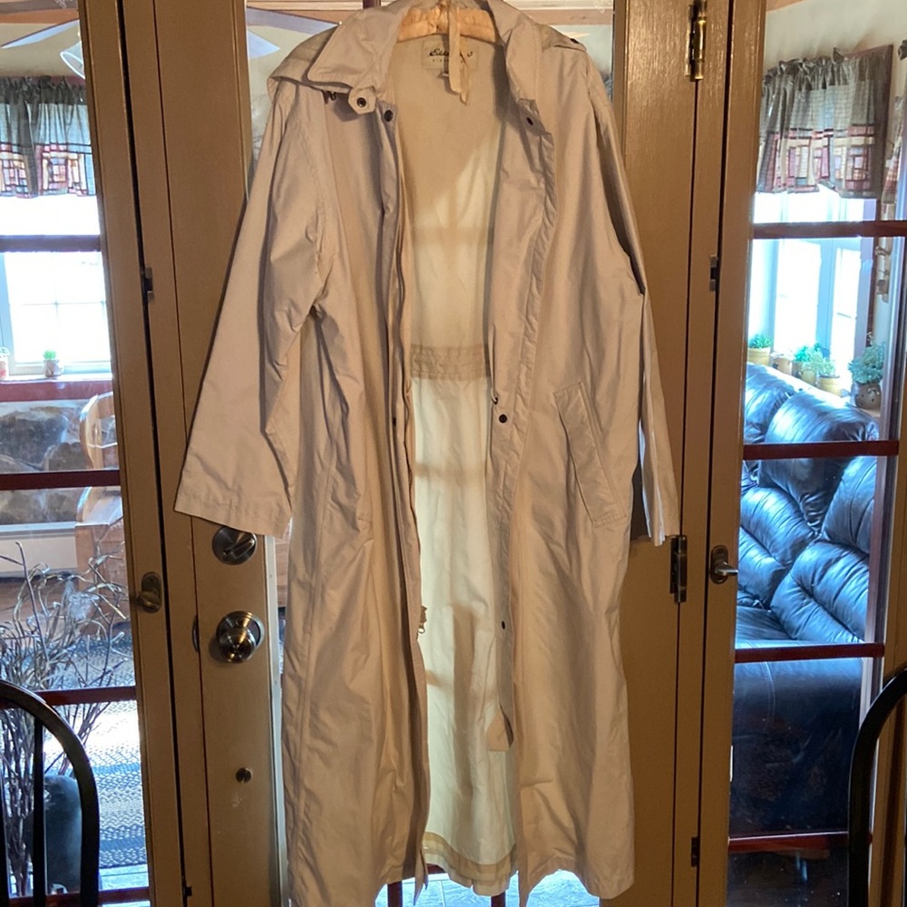 Eddie Bauer long rain coat xl